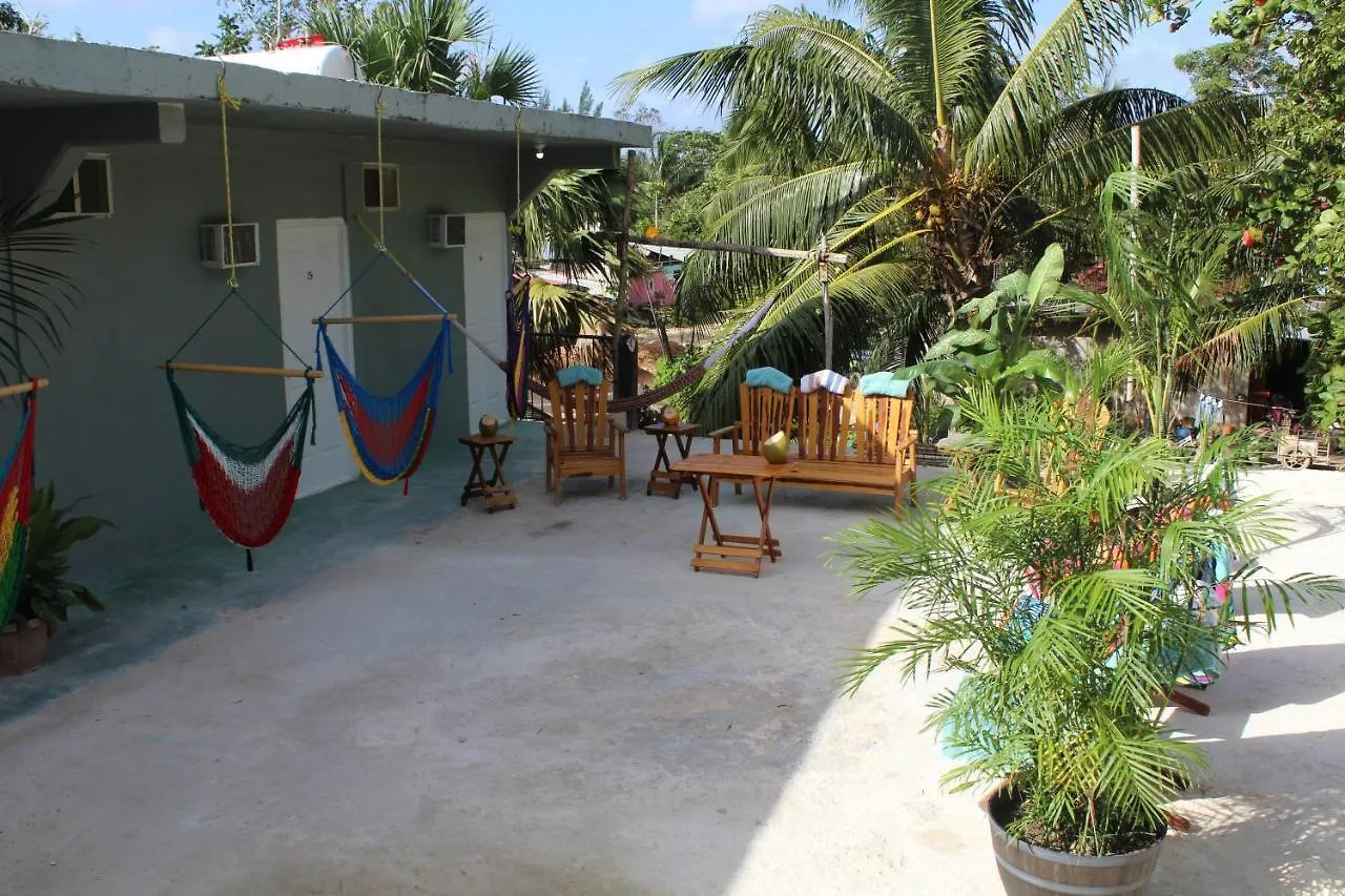 Mayan Villas Inn A Dream Vacation B & B Chiquila Bed & Breakfast
